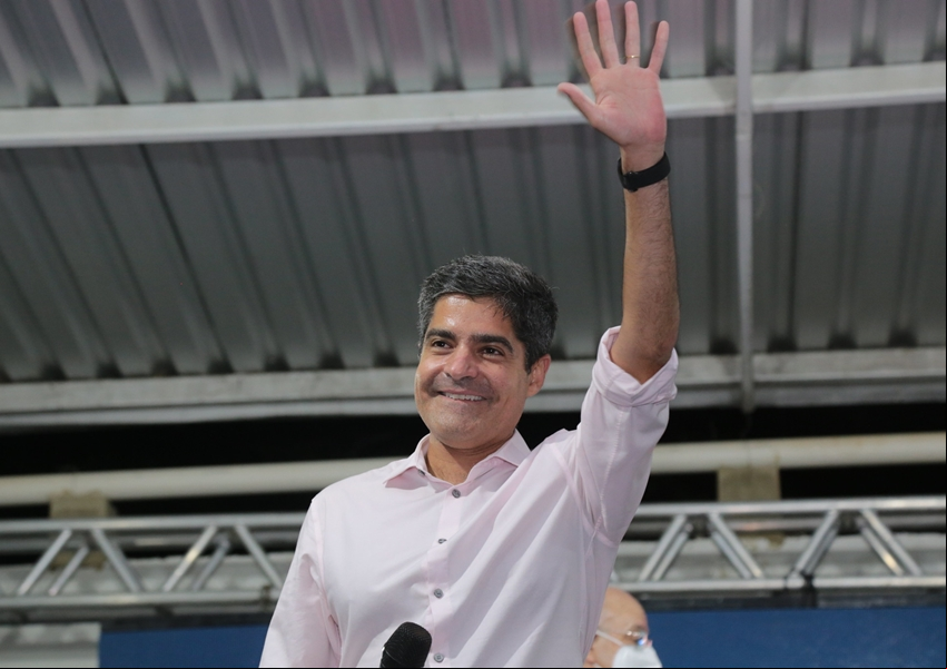 ACM Neto lidera em todos os cenários na disputa pelo governo, aponta nova pesquisa