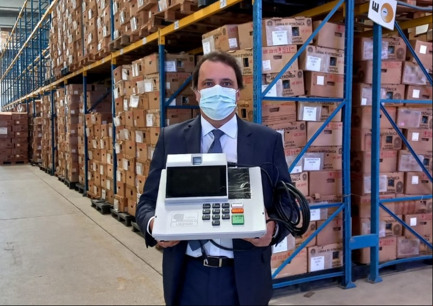 TRE-BA recebe primeiro lote de novas urnas que serão utilizadas nas eleições de 2022
