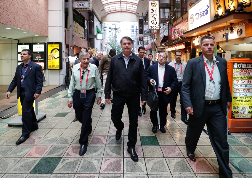 Bolsonaro desembarca no Japão para participar do G20